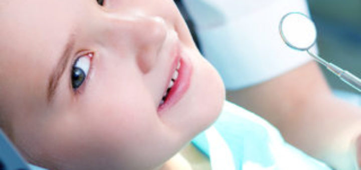 Airflow Teeth Cleaning